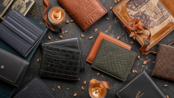 Erkeğe Deri Cüzdan Hediye Fikirleri